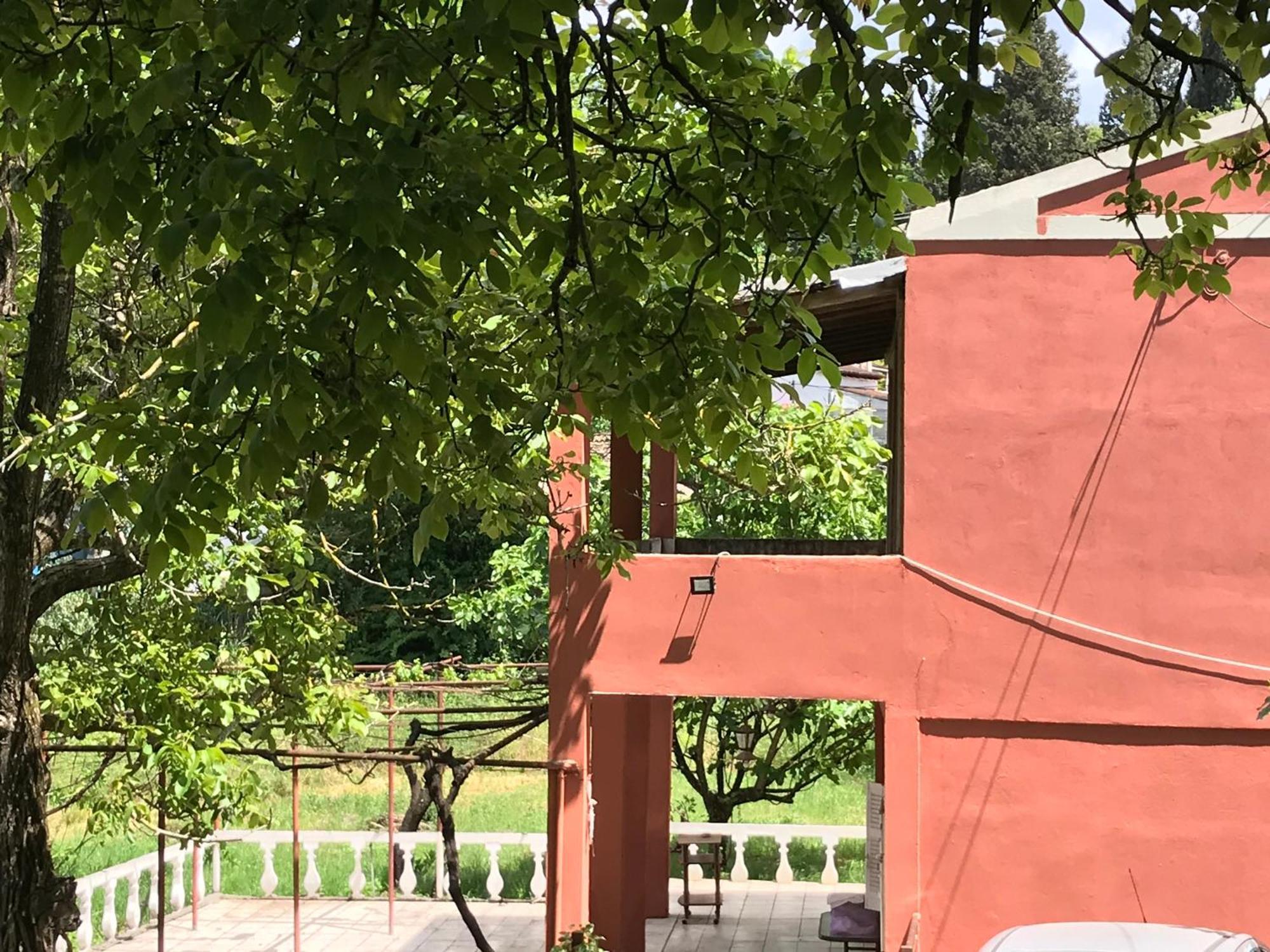George's House * Afra